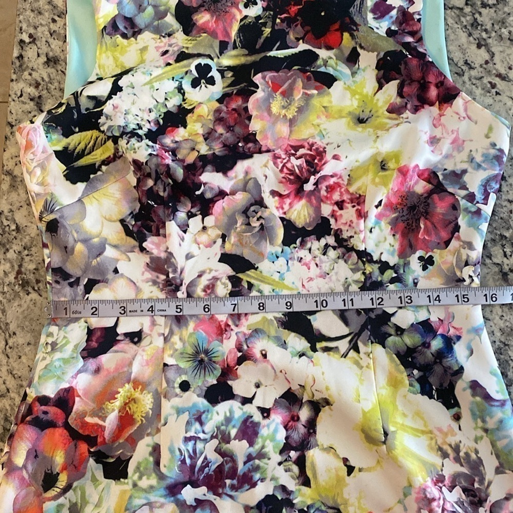 Tahari neon bold floral print boatneck sheath dress 8 PP3 - Picture 12 of 12